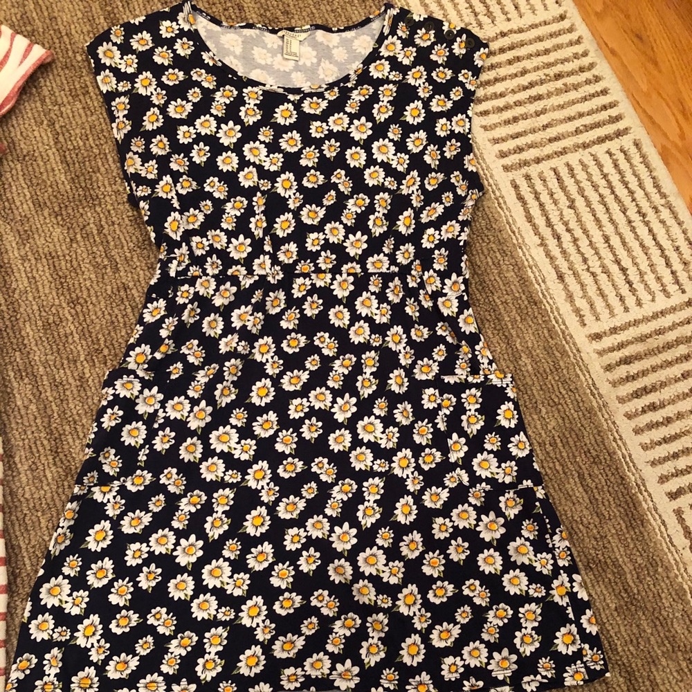 forever 21 Daisy cotton dress Size Medium